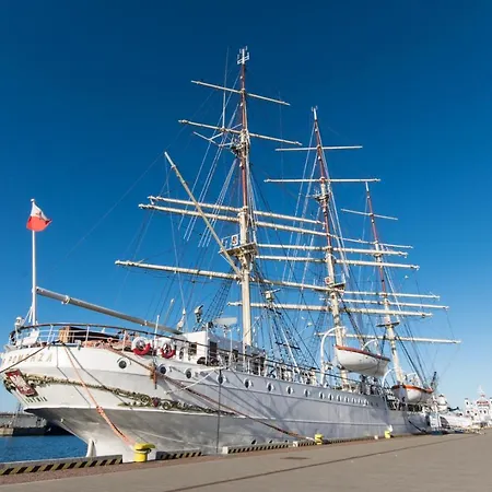 Sea - Center 아파트